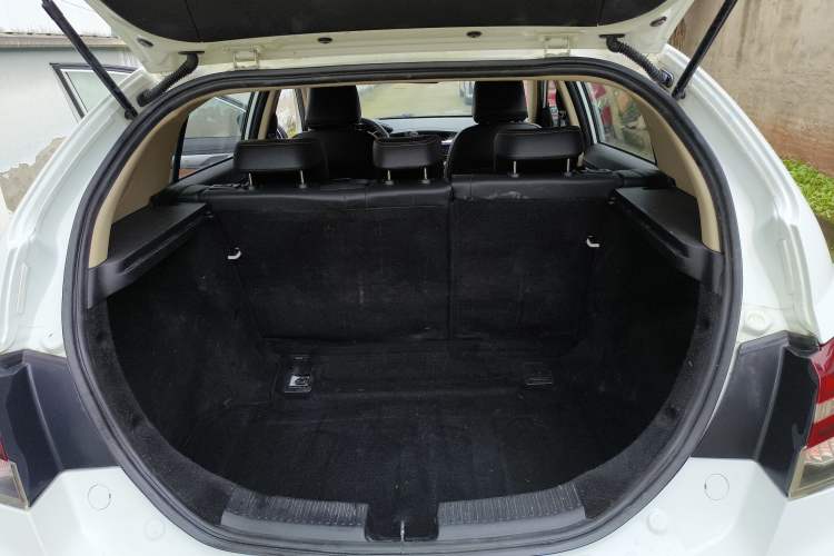 Used Geely Auto Vision S1 2018 1.4T CVT Fengchi Model Trunk