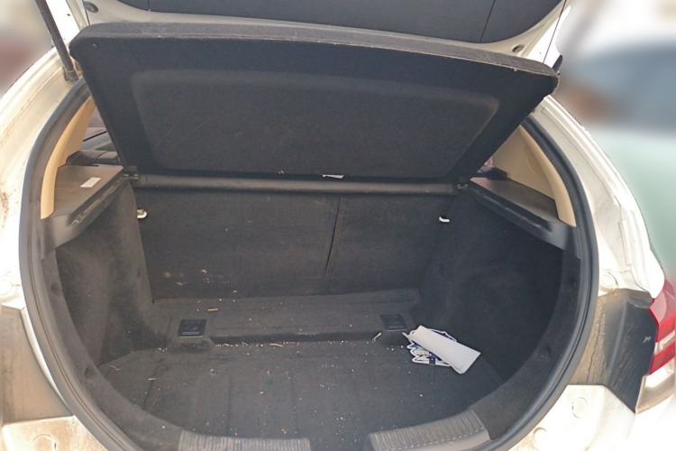 Used Geely Auto Vision S1 2018 1.4T CVT Fengchi Model Trunk
