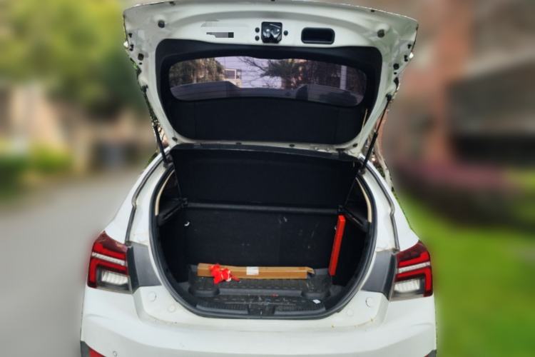 Used Geely Auto Vision S1 2018 1.4T CVT Fēngruì Model Trunk