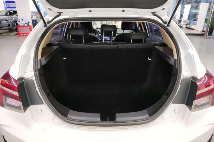 Used Geely Auto Vision S1 2018 1.5L Manual FENGXING Model Trunk