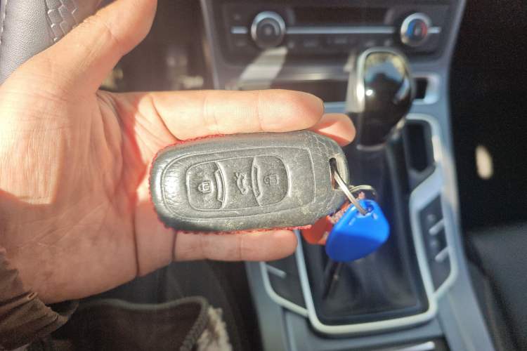 Used Geely Auto Vision S1 2018 1.4T CVT FENGXING Model Vehicle Key