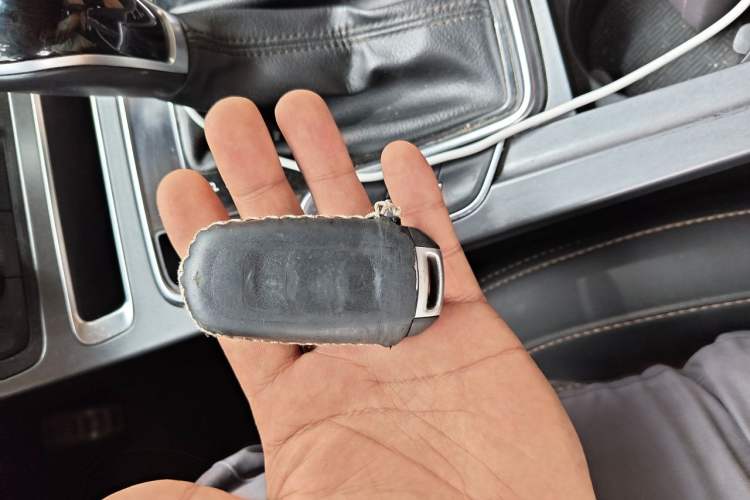 Used Geely Auto Vision S1 2018 1.4T CVT Fengchi Model Vehicle Key