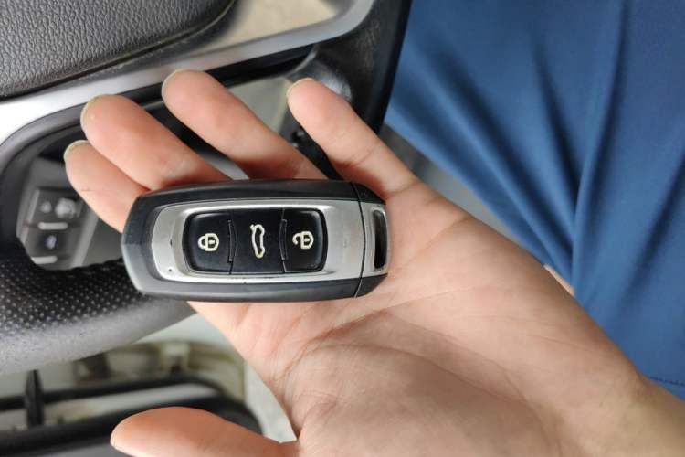 Used Geely Auto Vision S1 2018 1.4T CVT FENGXING Model Vehicle Key