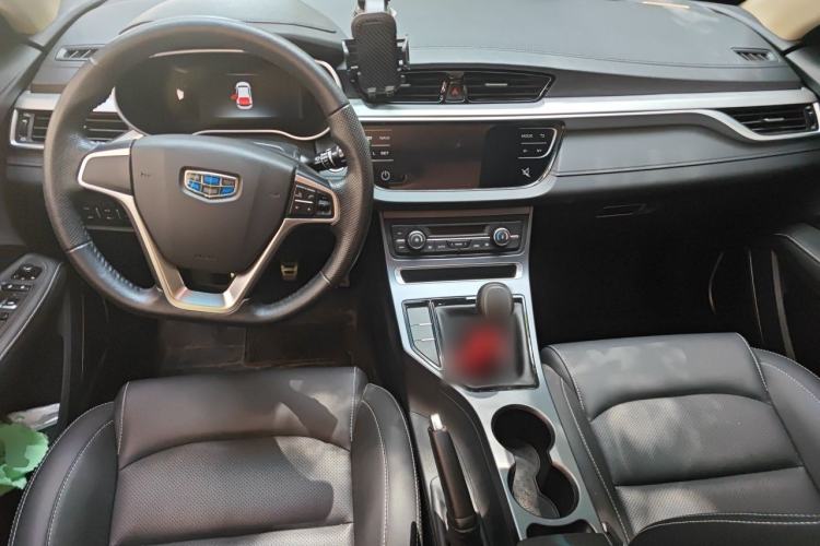 Used Geely Auto Vision S1 2018 1.5L Manual FENGXING Model Center Console