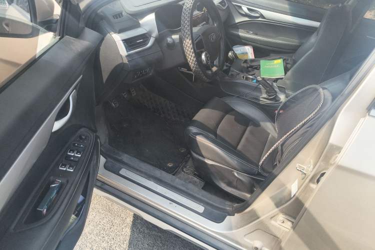 Used Geely Auto Vision S1 2018 1.5L Manual FENGXING Model Driver Seat