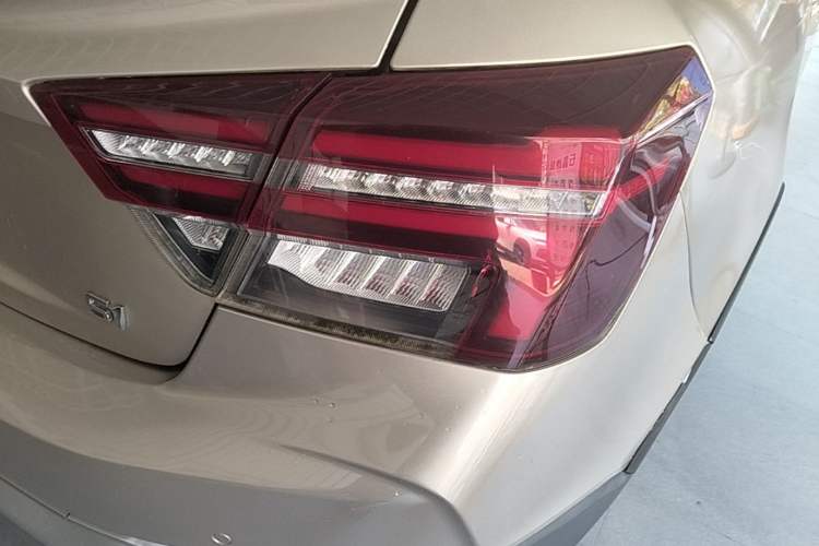 Used Geely Auto Vision S1 2018 1.4T CVT FENGXING Model Exterior 3