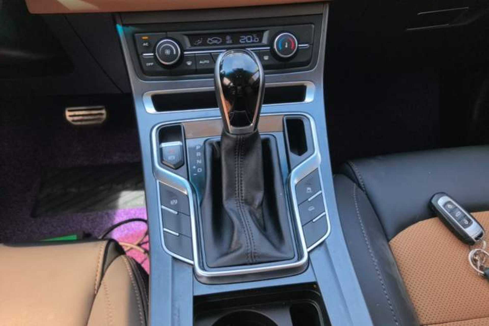 Used Geely Auto Vision S1 2018 1.4T CVT FENGXING Model Gear Lever
