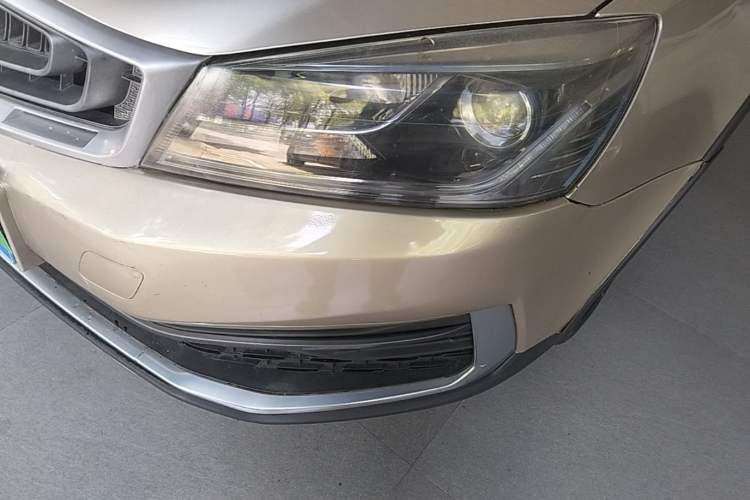 Used Geely Auto Vision S1 2018 1.4T CVT FENGXING Model Left Front Headlight