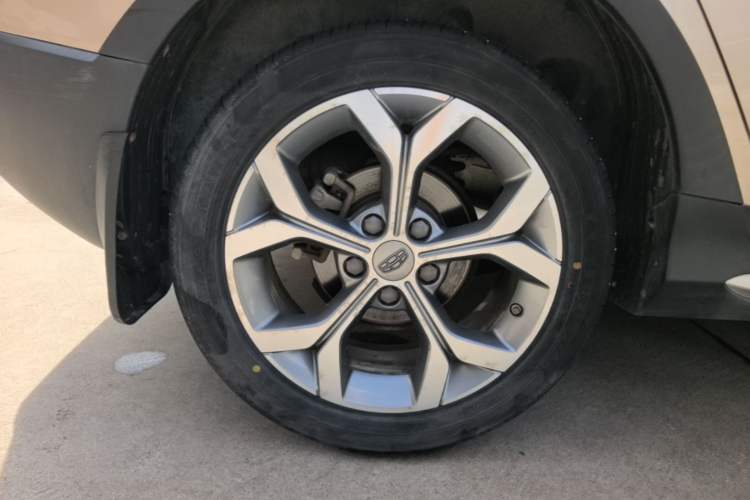 Used Geely Auto Vision S1 2018 1.4T CVT FENGXING Model Right Rear Wheel Hub