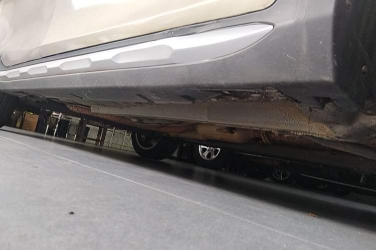 Used Geely Auto Vision S1 2018 1.4T CVT FENGXING Model Right Side Sill