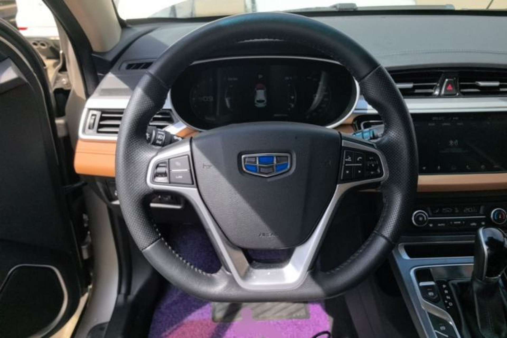 Used Geely Auto Vision S1 2018 1.4T CVT FENGXING Model Steering Wheel
