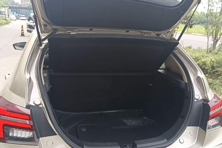 Used Geely Auto Vision S1 2018 1.5L Manual Fong Chi Model Trunk