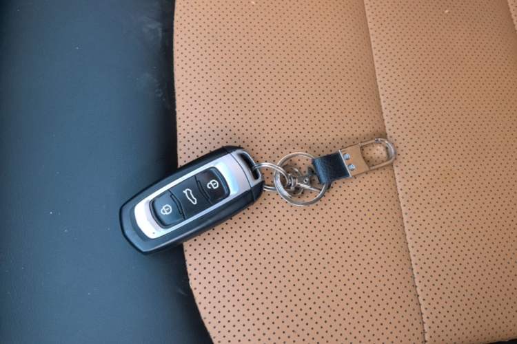Used Geely Auto Vision S1 2018 1.4T CVT FENGXING Model Vehicle Key