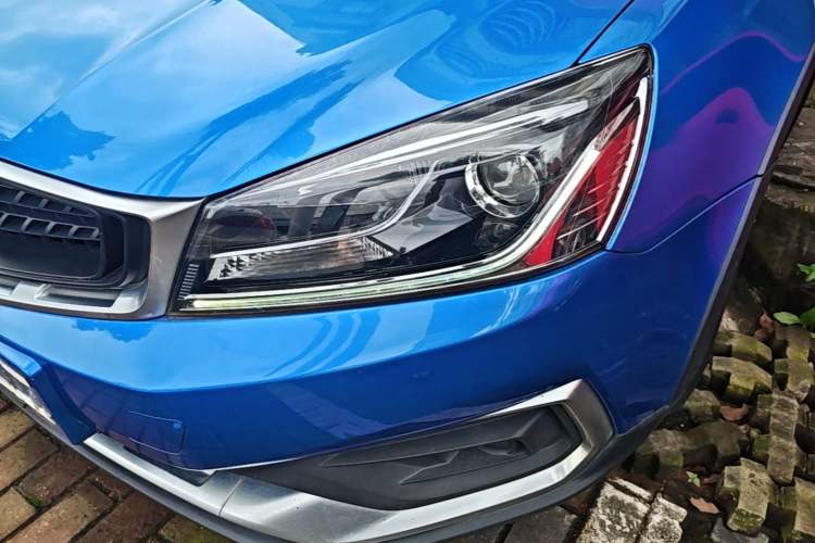 Used Geely Auto Vision S1 2019 Upgraded Model 1.5L Manual Happiness Edition Left Front Headlight