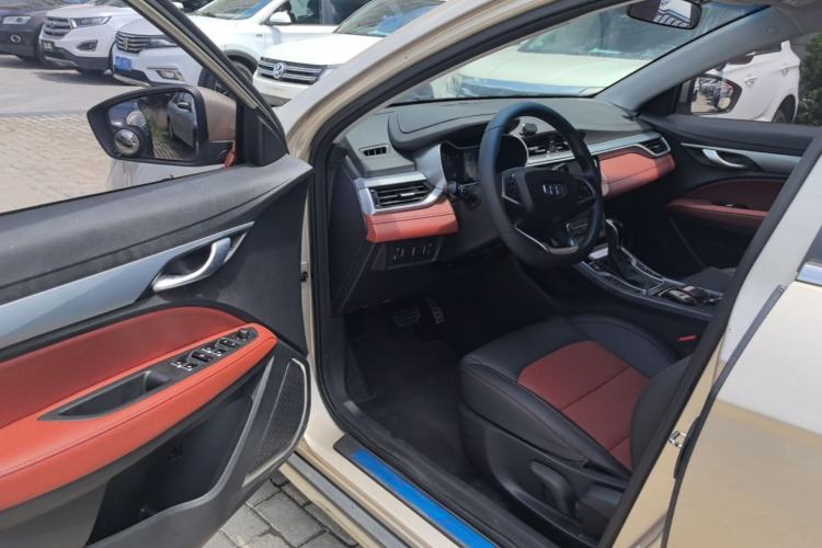 Used Geely Auto Vision S1 2019 Upgraded Model 1.5L CVT Luxury Version Driver Seat