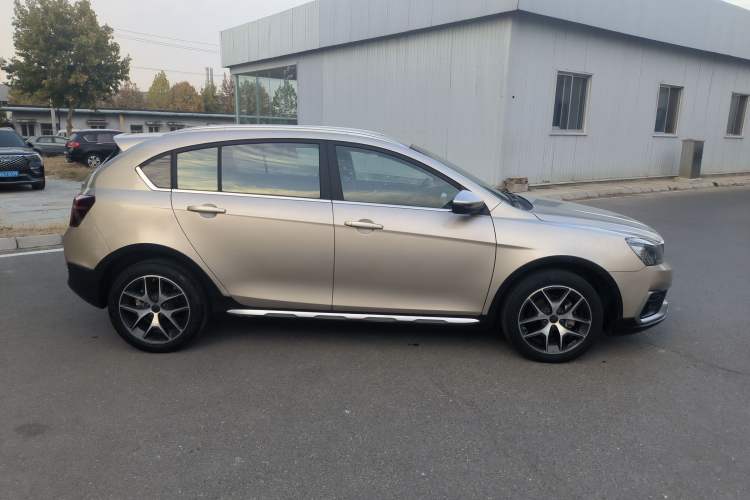 Used Geely Auto Vision S1 2019 Upgraded Model 1.5L CVT Luxury Version Exterior 2