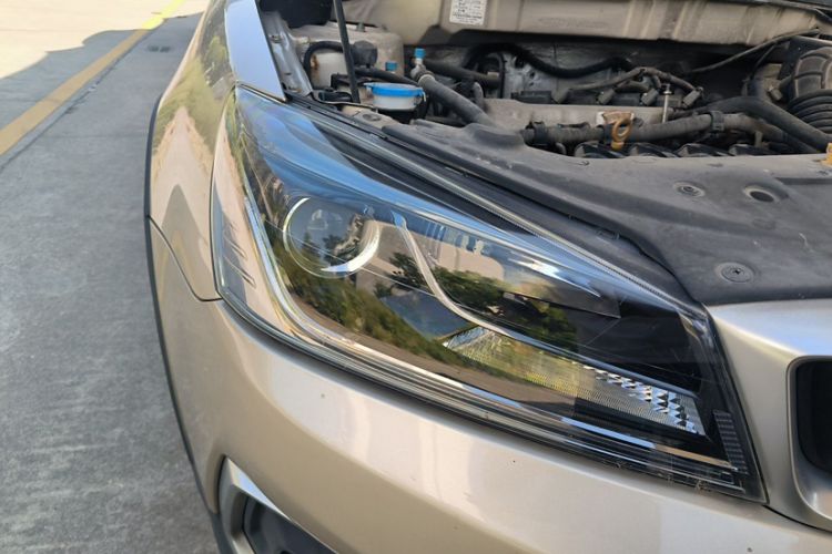 Used Geely Auto Vision S1 2019 Upgraded Model 1.5L Manual Elite Version Exterior 2