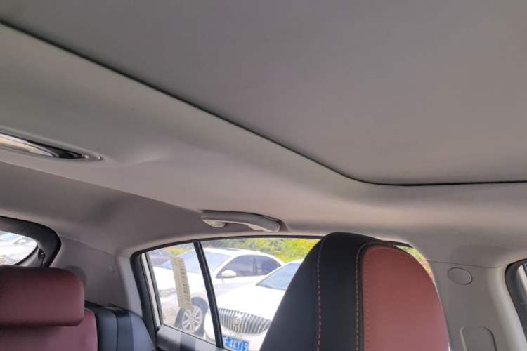 Used Geely Auto Vision S1 2019 Upgraded Model 1.5L CVT Luxury Version Headliner
