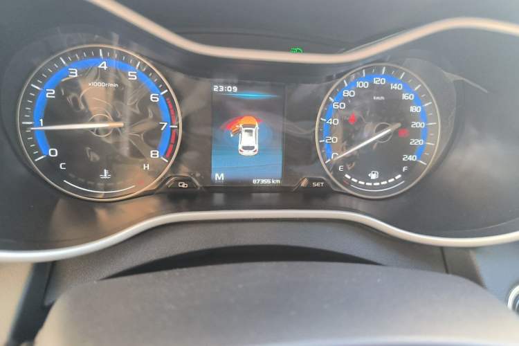 Used Geely Auto Vision S1 2019 Upgraded Model 1.5L Manual Elite Version Odometer Close Up
