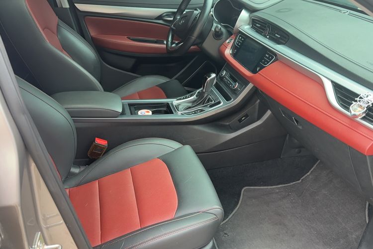 Used Geely Auto Vision S1 2019 Upgraded Model 1.5L CVT Luxury Version Interior 4