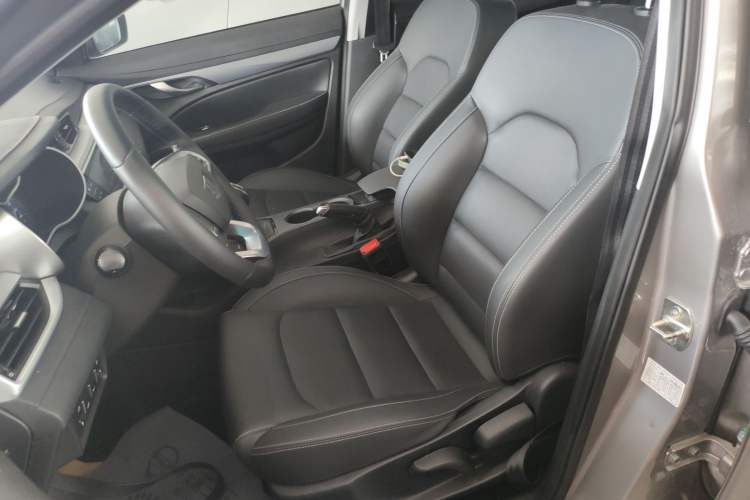 Used Geely Auto Vision S1 2019 Upgraded Model 1.5L Manual Elite Version Left Front Seat