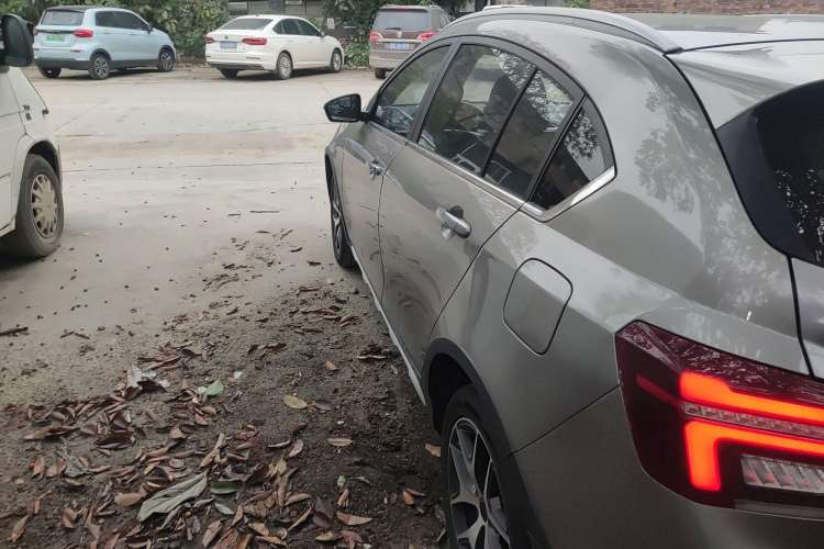 Used Geely Auto Vision S1 2019 Upgraded Model 1.5L CVT Luxury Version Left Side