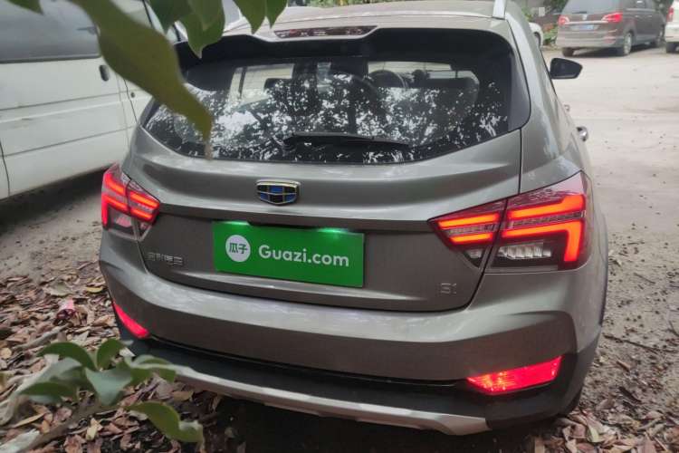 Used Geely Auto Vision S1 2019 Upgraded Model 1.5L CVT Luxury Version Rear