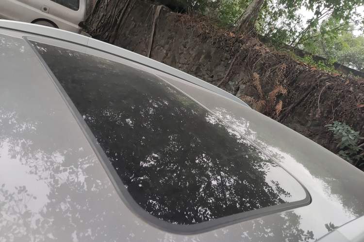 Used Geely Auto Vision S1 2019 Upgraded Model 1.5L CVT Luxury Version Roof