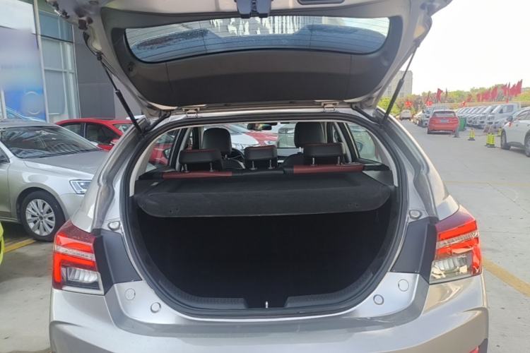 Used Geely Auto Vision S1 2019 Upgraded Model 1.5L CVT Luxury Version Trunk