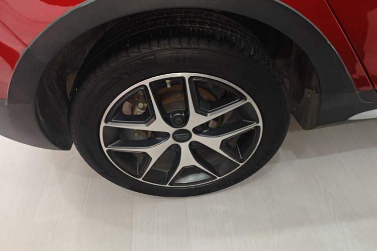 Used Geely Auto Vision S1 2019 Upgraded Model 1.5L CVT Luxury Version Right Rear Wheel Hub