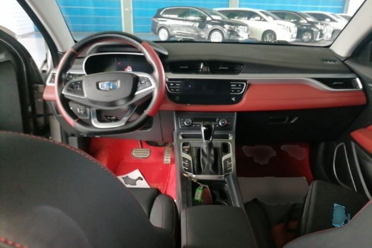 Used Geely Auto Vision S1 2019 Upgraded Model 1.5L CVT Luxury Version Center Console