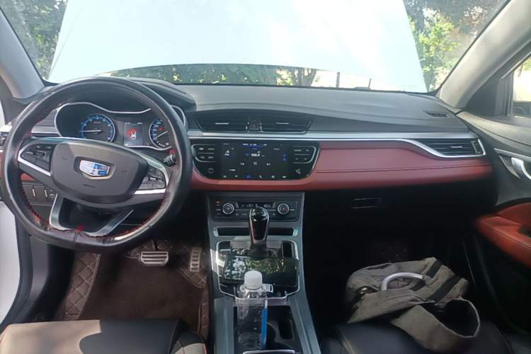 Used Geely Auto Vision S1 2019 Upgraded Model 1.5L CVT Luxury Version Audio And AC Panel