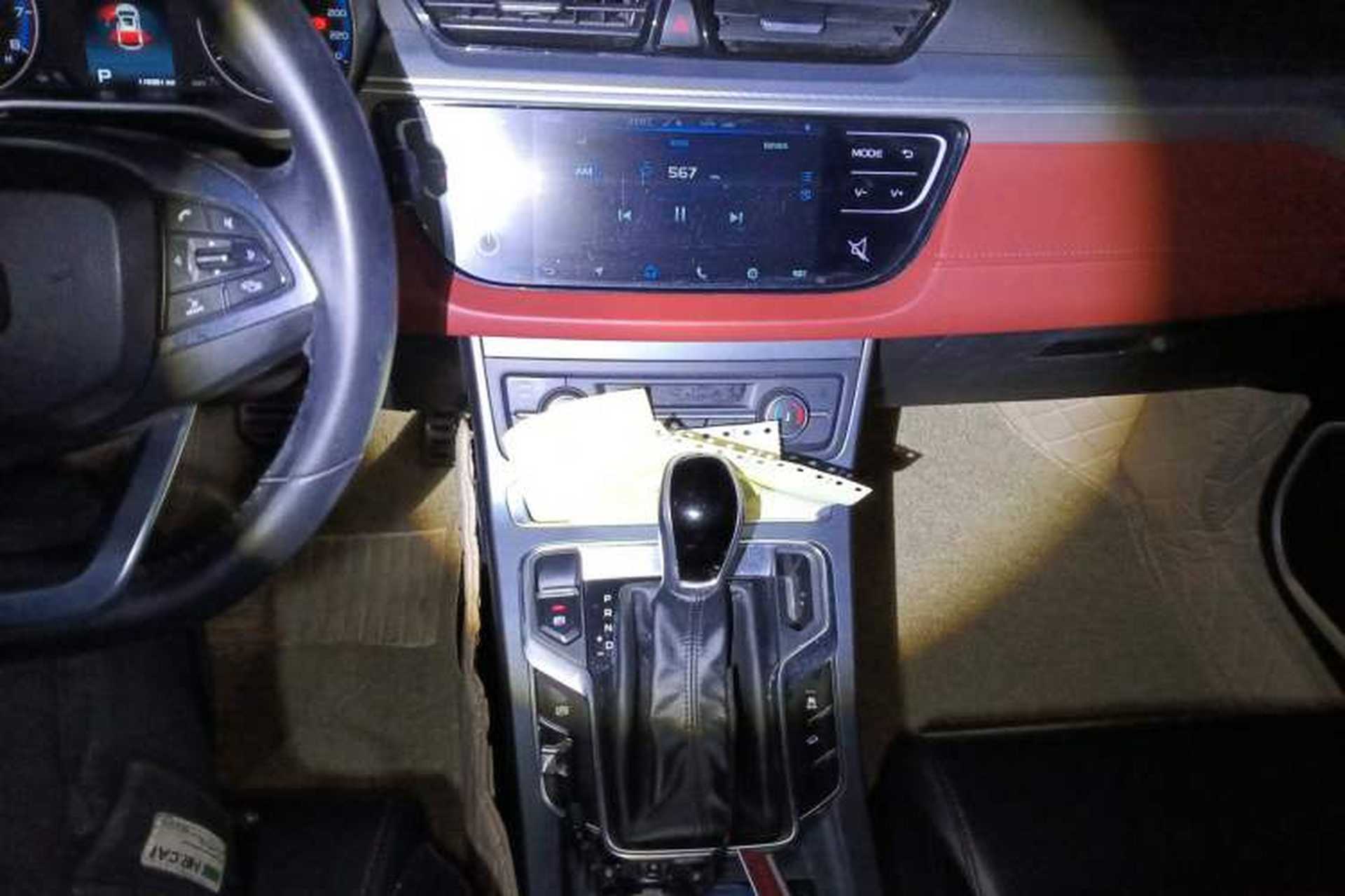 Used Geely Auto Vision S1 2019 Upgraded Model 1.5L CVT Luxury Version Audio And AC Panel