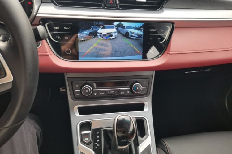Used Geely Auto Vision S1 2019 Upgraded Model 1.5L CVT Luxury Version Audio And AC Panel