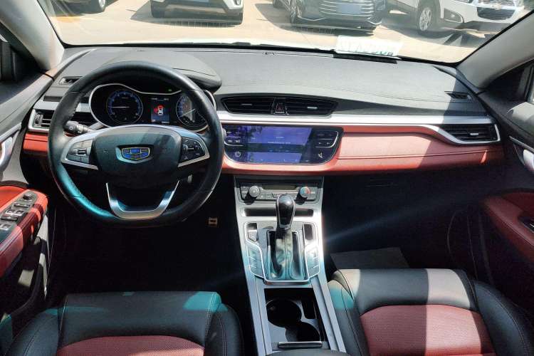 Used Geely Auto Vision S1 2019 Upgraded Model 1.5L CVT Luxury Version Center Console