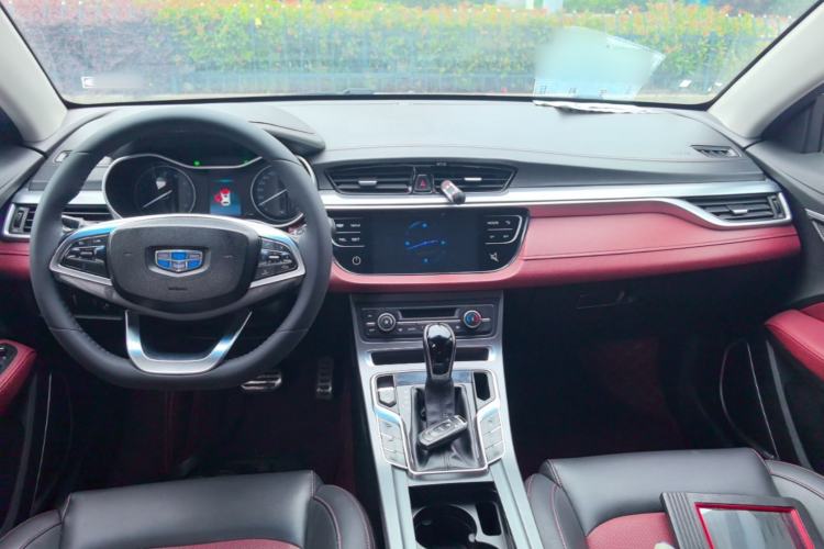 Used Geely Auto Vision S1 2019 Upgraded Model 1.5L CVT Luxury Version Center Console