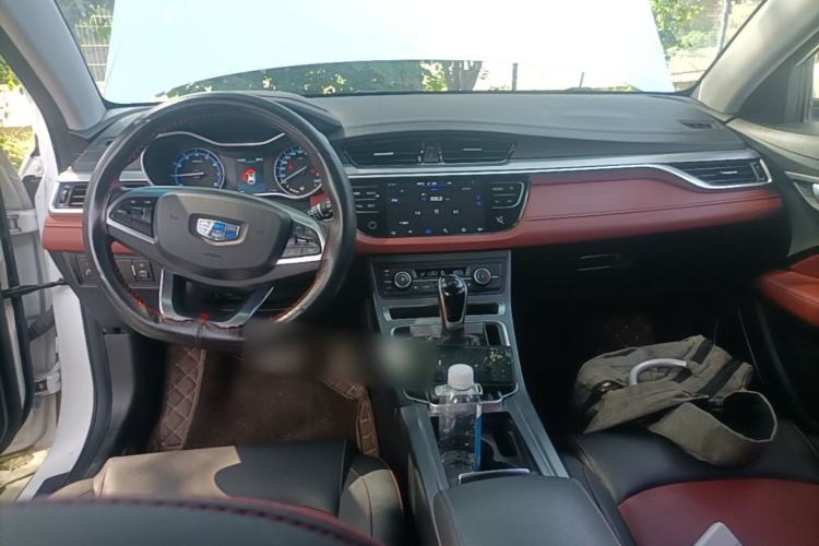 Used Geely Auto Vision S1 2019 Upgraded Model 1.5L CVT Luxury Version Center Console
