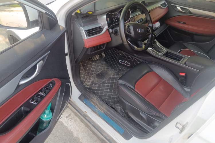 Used Geely Auto Vision S1 2019 Upgraded Model 1.5L CVT Luxury Version Driver Seat