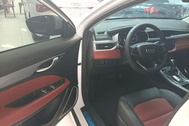 Used Geely Auto Vision S1 2019 Upgraded Model 1.5L CVT Luxury Version Driver Seat