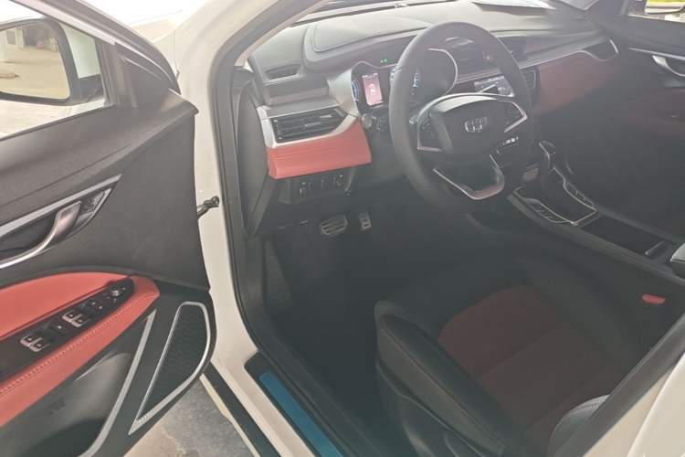 Used Geely Auto Vision S1 2019 Upgraded Model 1.5L CVT Luxury Version Driver Seat