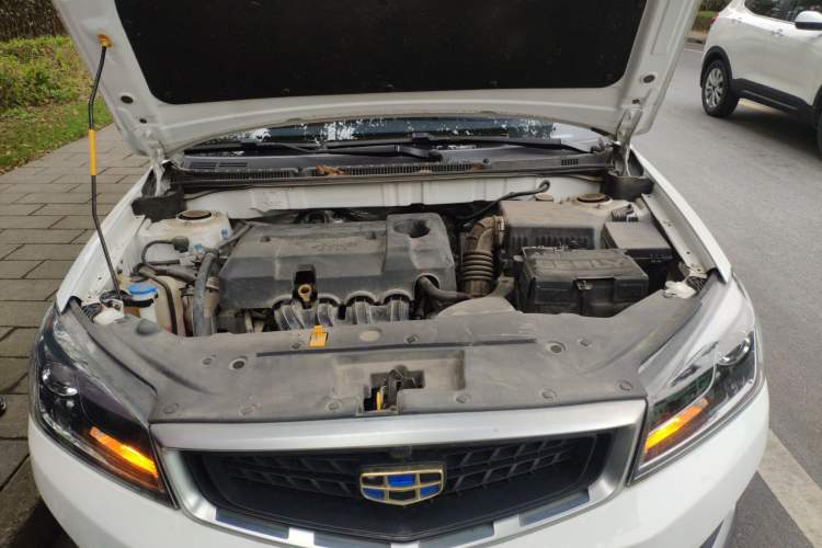 Used Geely Auto Vision S1 2019 Upgraded Model 1.5L CVT Luxury Version Engine Bay