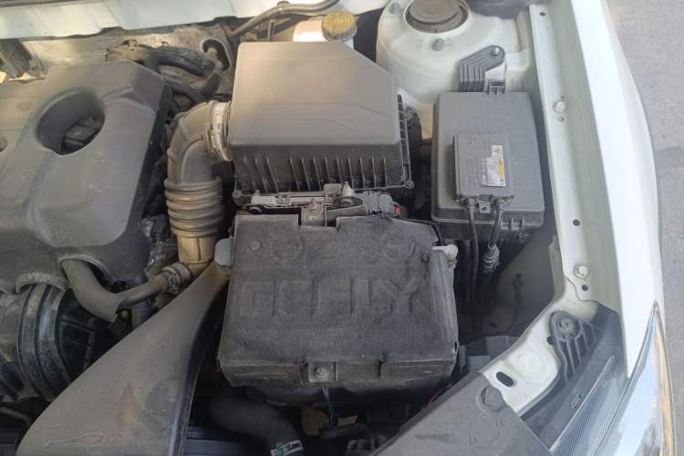 Used Geely Auto Vision S1 2019 Upgraded Model 1.5L CVT Luxury Version Engine Bay Left