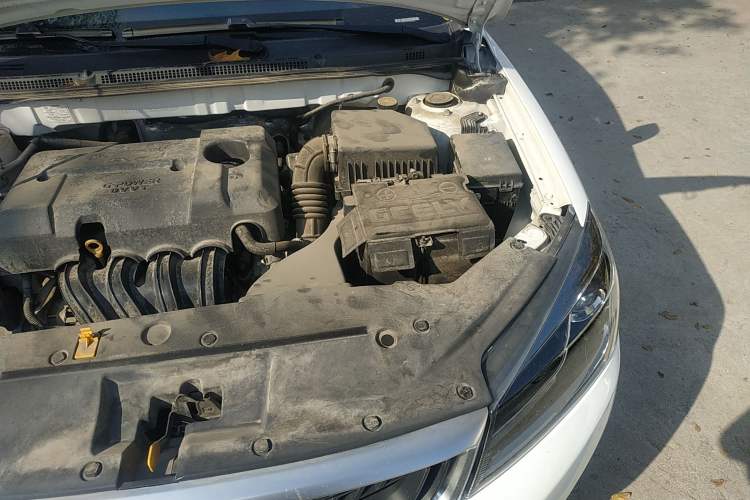 Used Geely Auto Vision S1 2019 Upgraded Model 1.5L CVT Luxury Version Engine Bay Left