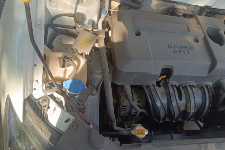 Used Geely Auto Vision S1 2019 Upgraded Model 1.5L CVT Luxury Version Engine Bay Right