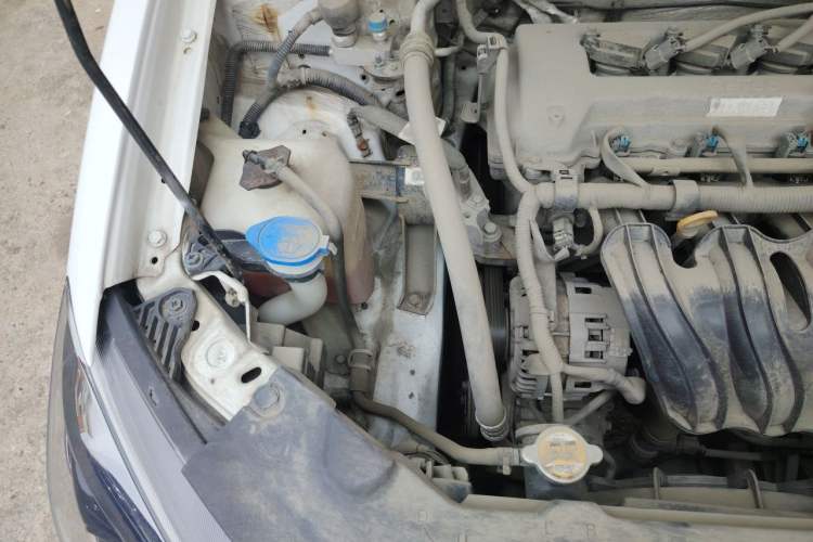 Used Geely Auto Vision S1 2019 Upgraded Model 1.5L Manual Happiness Edition Engine Bay Right