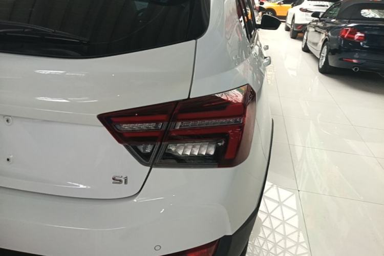 Used Geely Auto Vision S1 2019 Upgraded Model 1.5L CVT Luxury Version Exterior 3
