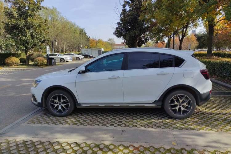 Used Geely Auto Vision S1 2019 Upgraded Model 1.5L CVT Luxury Version Exterior 5