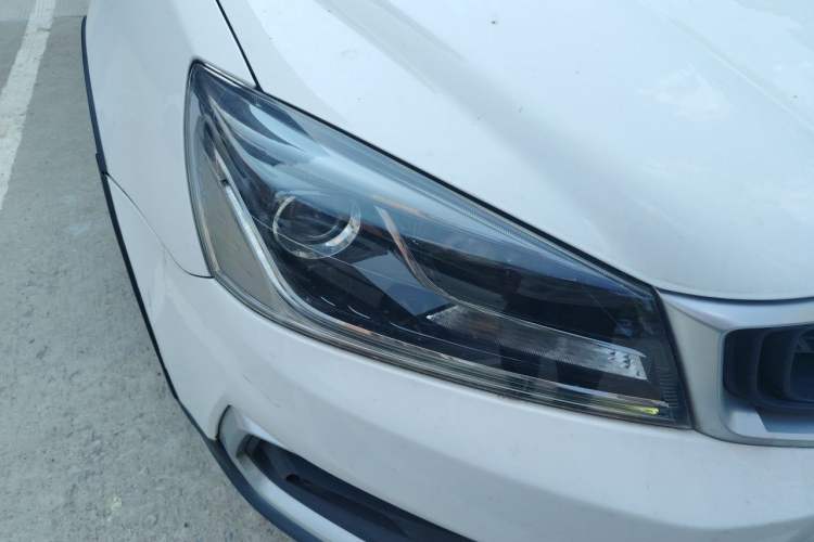 Used Geely Auto Vision S1 2019 Upgraded Model 1.5L CVT Luxury Version Exterior 6