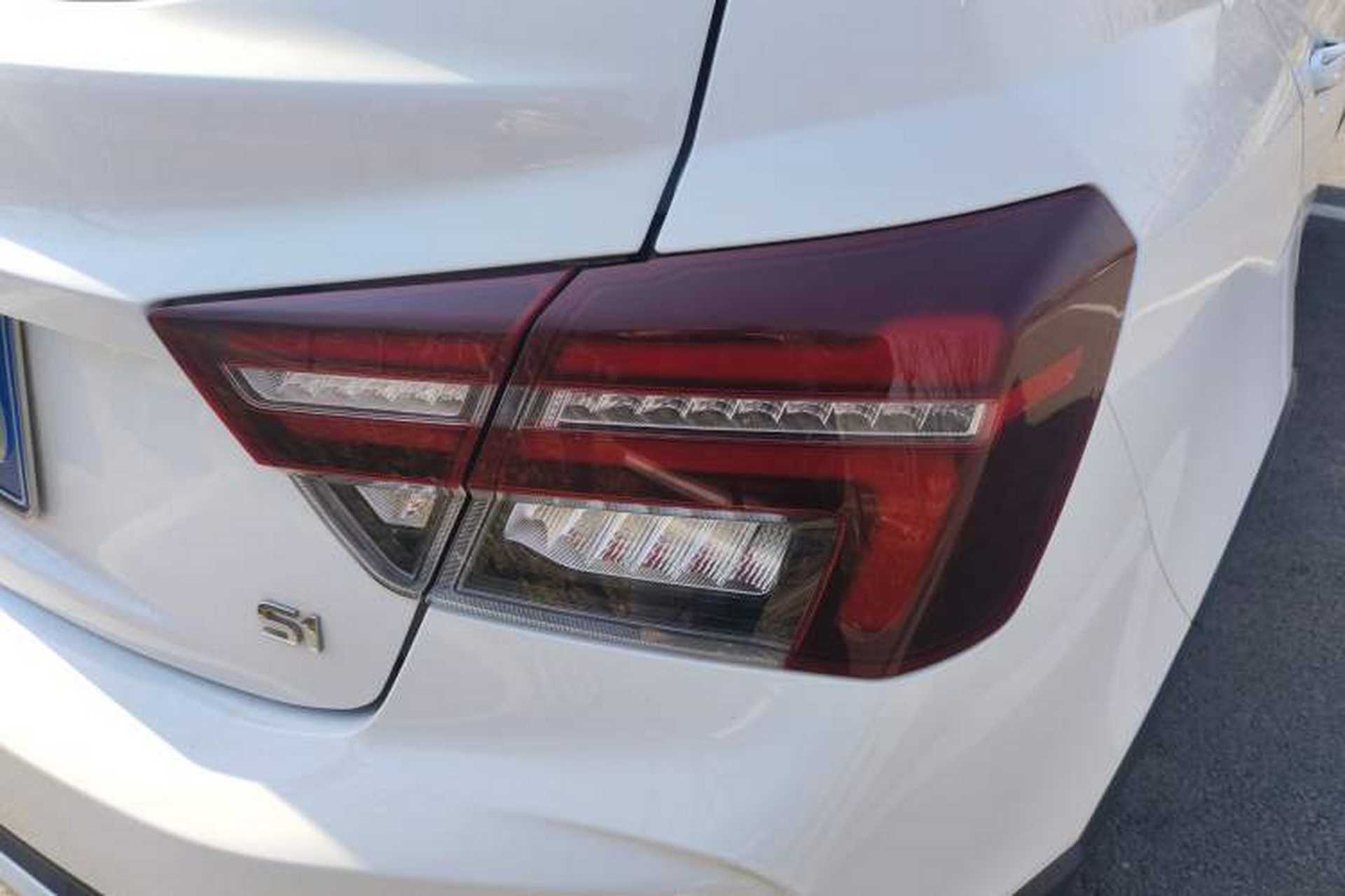 Used Geely Auto Vision S1 2019 Upgraded Model 1.5L Manual Happiness Edition Exterior 6