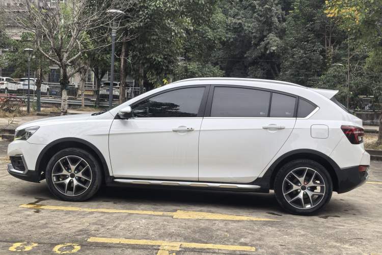 Used Geely Auto Vision S1 2019 Upgraded Model 1.5L CVT Luxury Version Exterior 6
